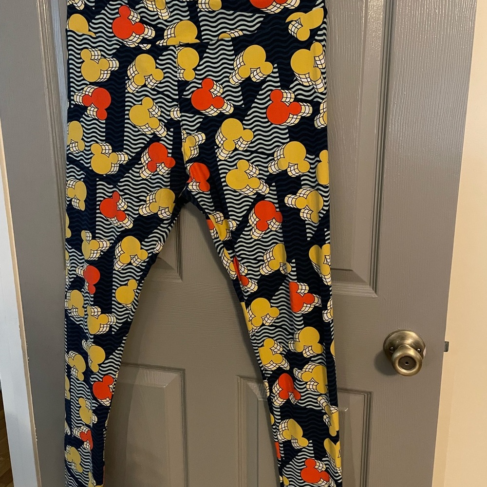 LuLuRoe leggings- Mickey